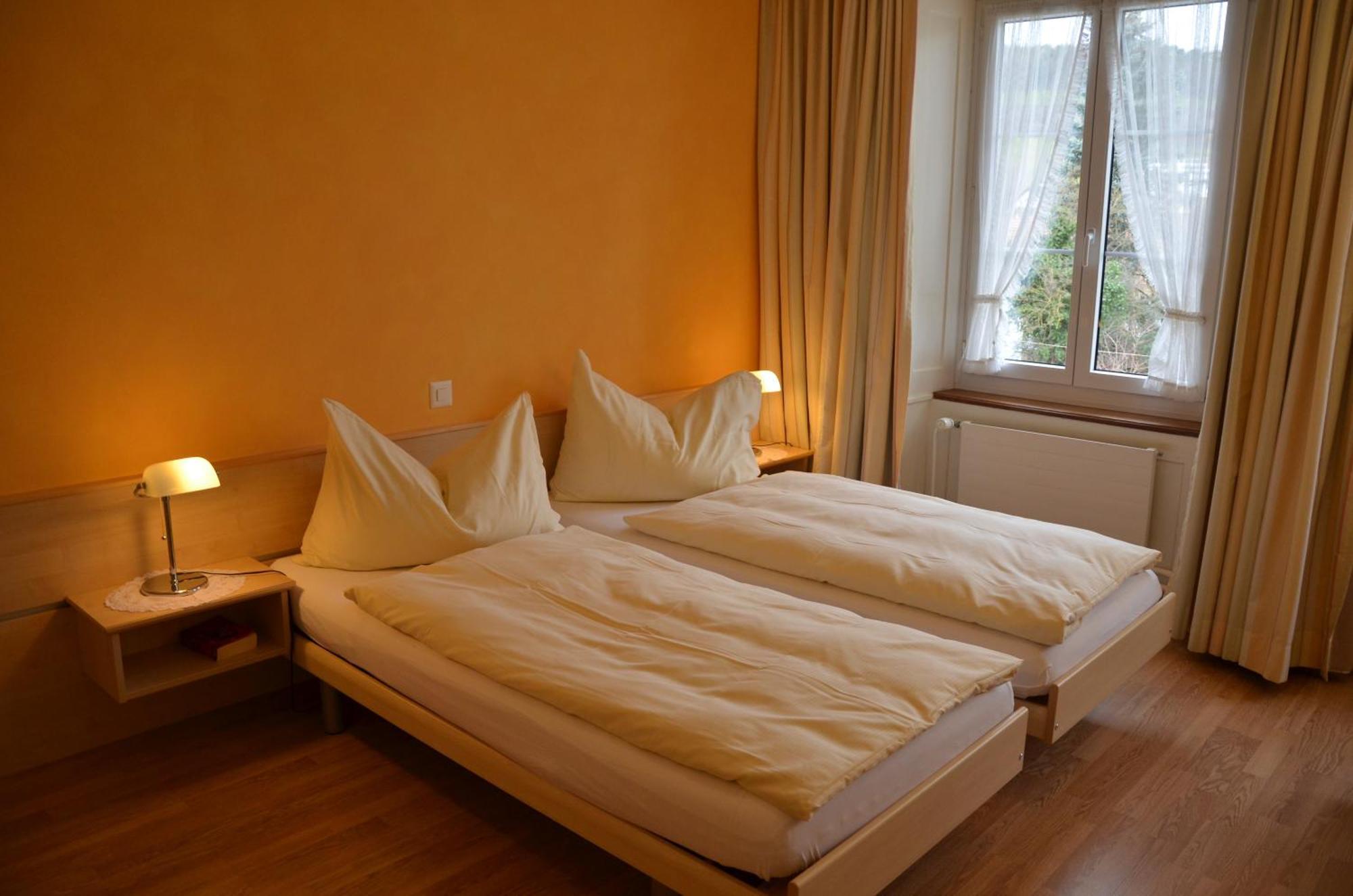 Gasthaus Zum Loewen Neftenbach Habitación foto